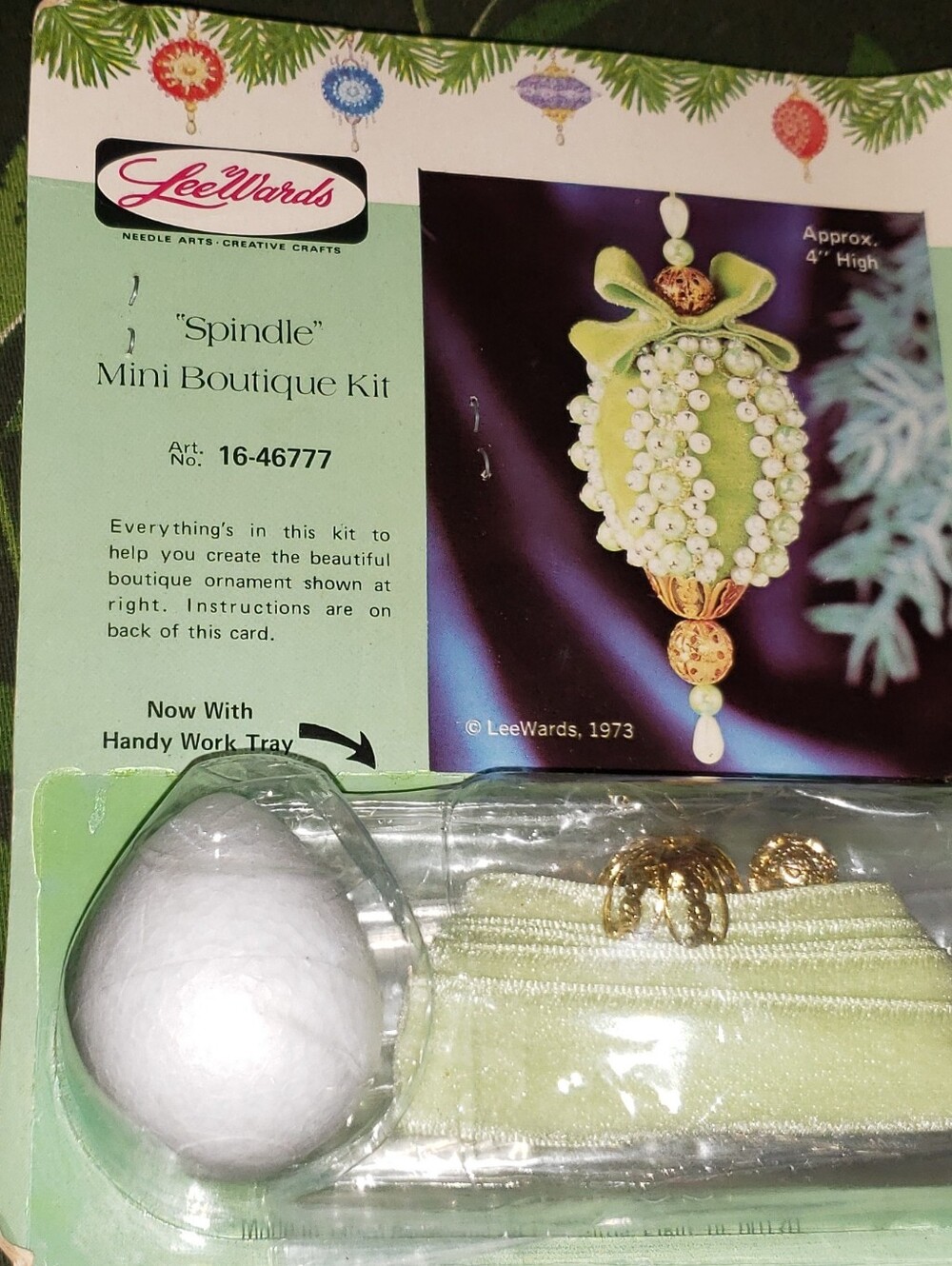 Vintage 1973 LeeWards Needle Arts Christmas Ornament Kit "Spindle"